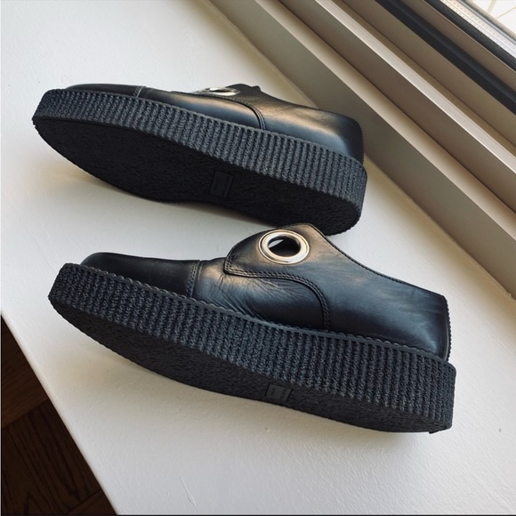 MARC JACOBS • Leather Platform Flats - Picture 12 of 13